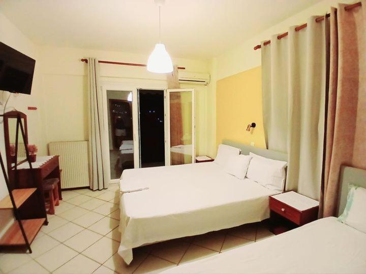 Acro Apartment